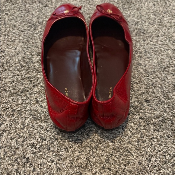 Tory Burch Red Leather Flats with Bow - Picture 3 of 5